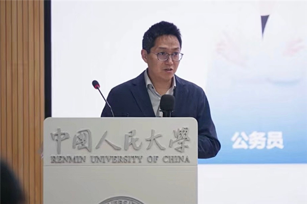 张小龙一张嘴粉笔市值蒸发超九成