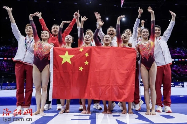 张怡涵助力中国队重夺世锦赛女团冠军