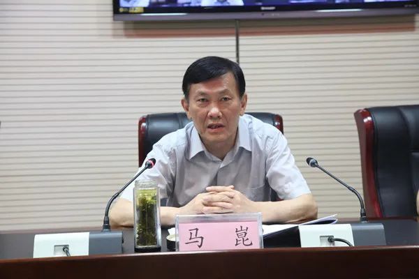 临沂市政府原党组成员、副市长马崑被查，任上曾被党内警告