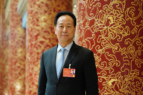 阎建国代表:让中国律师成为乡村振兴的主力军_陕西站_中华网