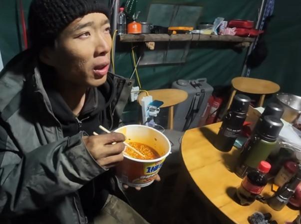 “荒野求生”新一季报名人数超10万 追剧式体验引爆全网