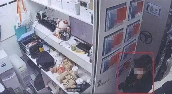 女导购谎称顾客偷窃“薅”公司72万