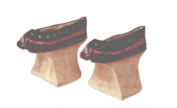 古代高跟鞋：清代女子为什么喜欢穿“花盆底”？ 