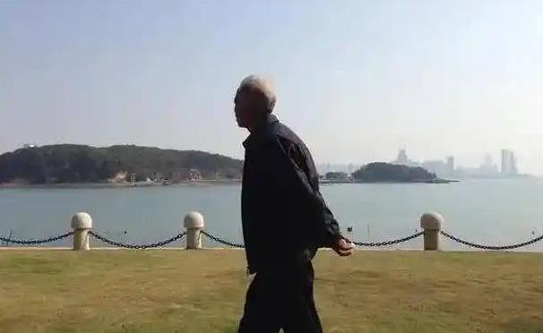 水果当饭吃血糖却飙高?4个习惯害你控糖失败?医生揭真相