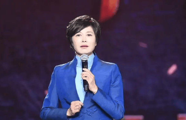 著名主持人敬一丹去世 沉稳理性记录时代