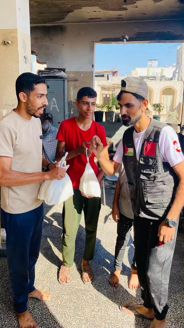 加沙男子说谢天谢地还活着