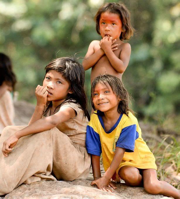 亚马逊一原始部落被迫离开雨林 环境危机下的文明流失