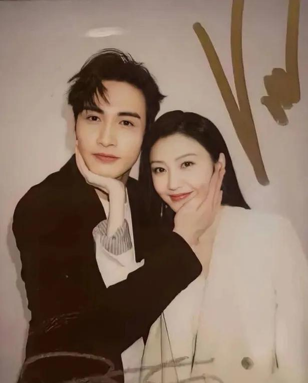 龙骨焚箱是张彬彬唯一待播剧 全网心疼的“最冤男主”