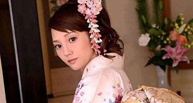 纪实：疫情下的日本，很多家庭陷入困境，家庭主妇被迫沦为风俗女