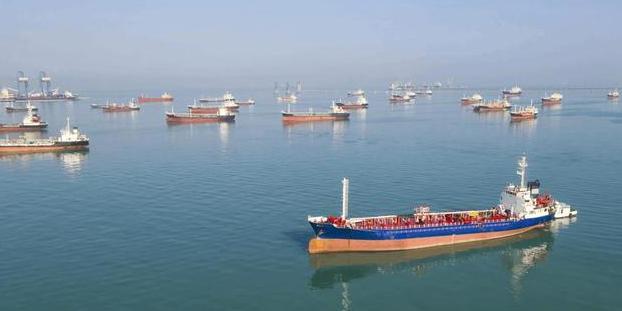 调控后加满一箱油可少花40元 政府临时措施缓解油价压力