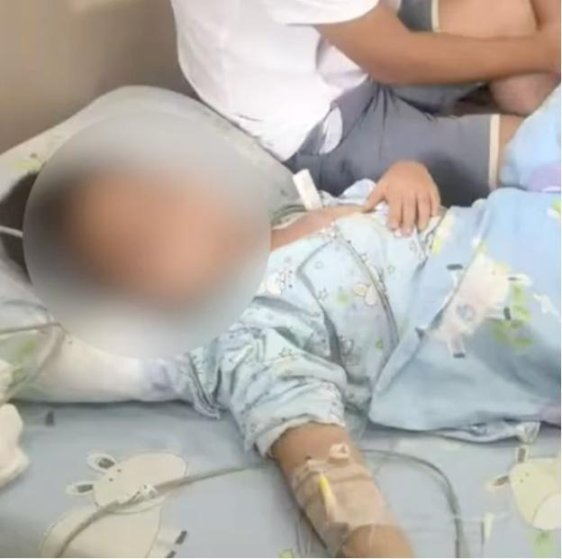 6岁娃光脚踩到死鱼进了ICU