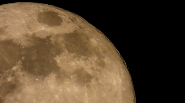 年度最大“超级月亮”来了！今晚记得抬头看