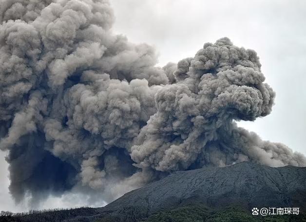 印尼苏门答腊岛马拉皮火山(mount marapi)发生大爆发,目前只是造成11