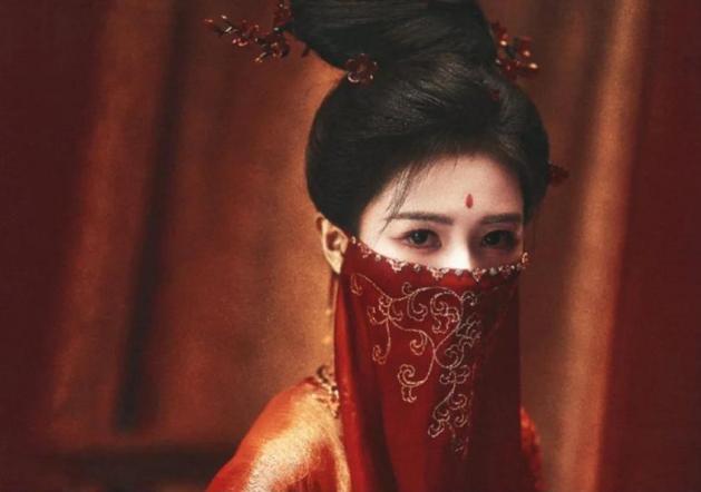 王星越抱起白鹿就百米冲刺 古装探案CP燃爆2026