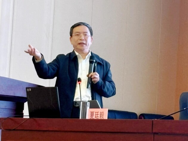 夏廷毅教授开启科普大讲堂：推行肿瘤治疗模式的重大变革