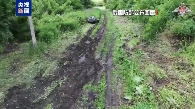 俄稱連續(xù)控制居民點 烏稱襲擊俄軍火庫