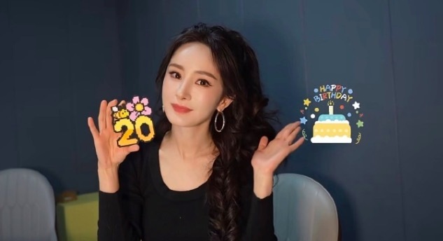 杨幂拼豆庆祝绿苑二十周年 双向奔赴好热心