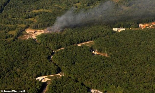 美国警方：炸药厂爆炸事件致16人死亡 震动全县的灾难