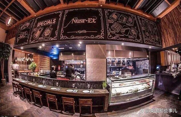 网红撒盐哥的餐饮帝国塌了 从巅峰到谷底