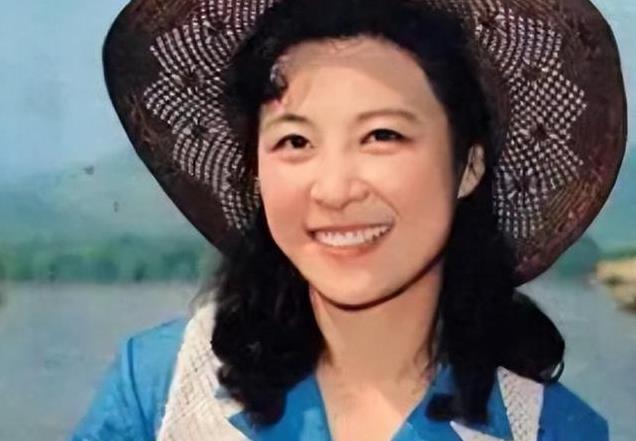 著名演员王馥荔：丈夫为娶她被开除，如今儿子成了夫妻俩的骄傲