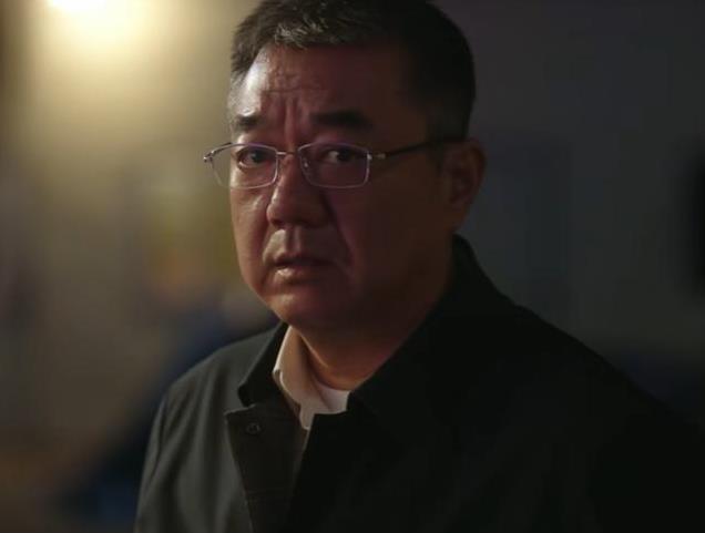 张丰毅《真心英雄》首播，看完2集后，我要说：此剧要火