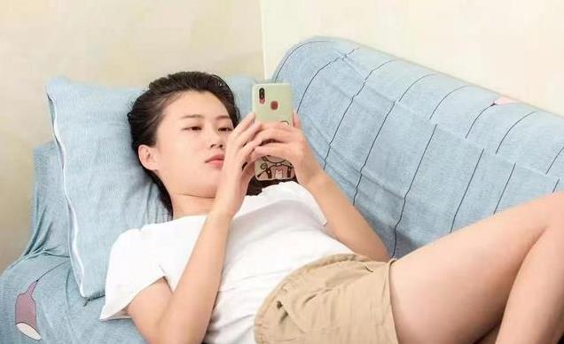 你以为在休息，其实在透支气血！这4个习惯正在悄悄消耗你的健康