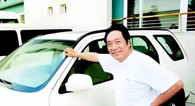 78岁王奎荣的执着人生：与年轻妻子共同抚养女儿，挑战人生极限！