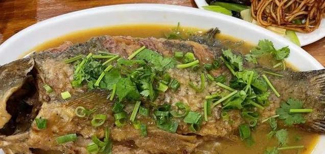解锁代县熬鱼：舌尖上的鲜美与历史，细品传统的绝妙滋味！