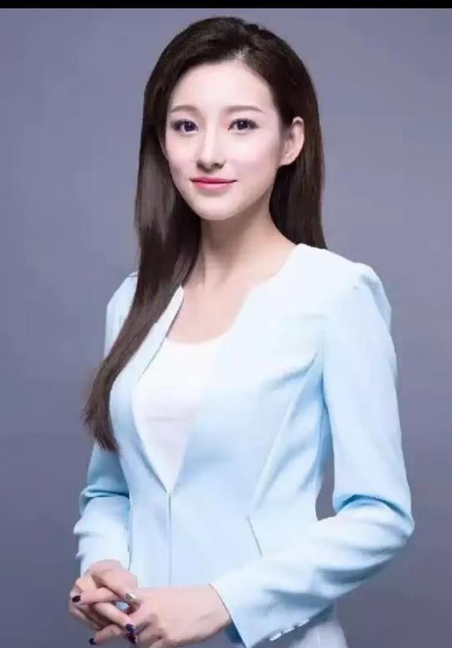马凡舒：优雅与智慧并存，控场能力惊艳，未来主持界的璀璨之星