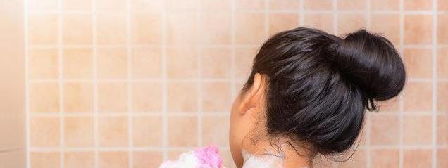 天天洗澡未必健康，水温不对皮肤遭殃，正确洗澡方式你用对了吗？