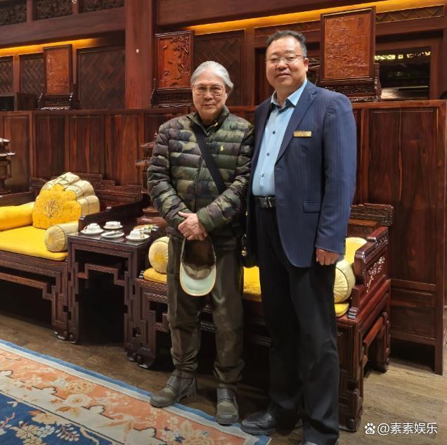 郭晶晶一家在大同为女儿庆生 温馨家庭游引发关注