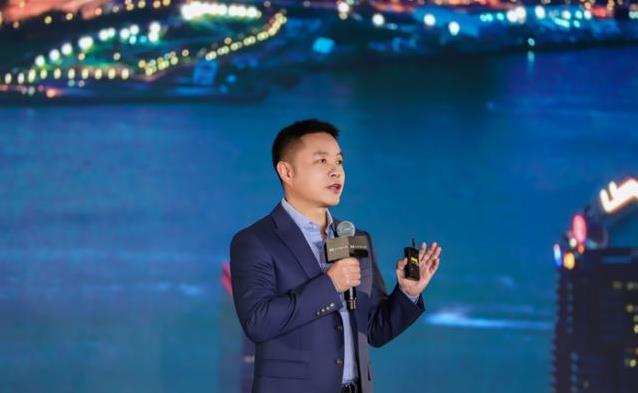 百万级黑科技加持！2025款小鹏X9上市，智能出行要逆天？