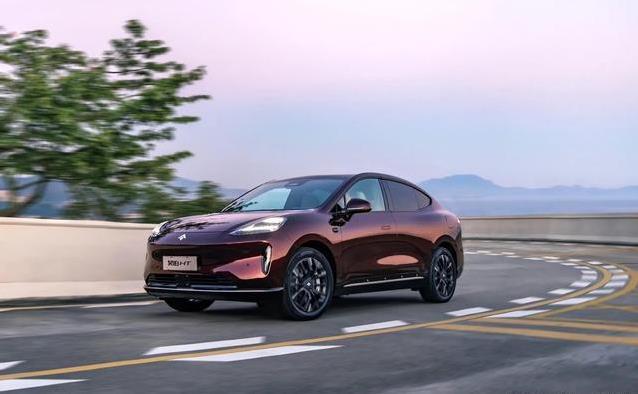 21万买825km续航SUV，智驾秒杀百万豪车，我为何弃问界M5？