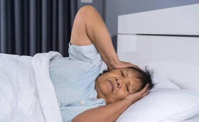 60岁后午睡错一步，健康悄悄溜走，牢记3招睡出好身体？