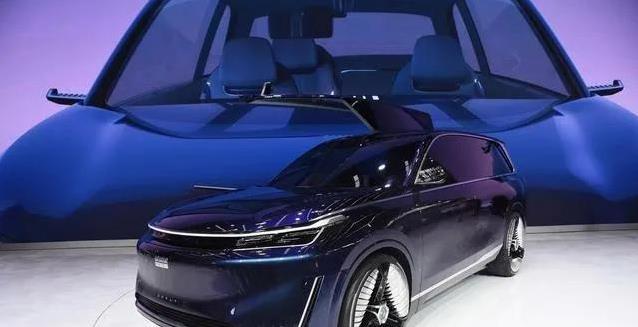 20万买5米2巨无霸SUV，吉利银河M9空间逆天，能否秒杀理想L6？