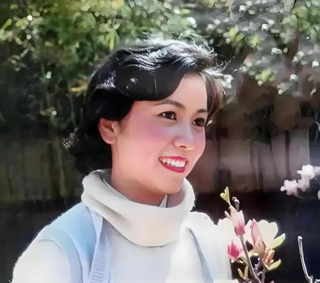红极一时的洪学敏，80年代影坛传奇，63岁却选择平凡人生？