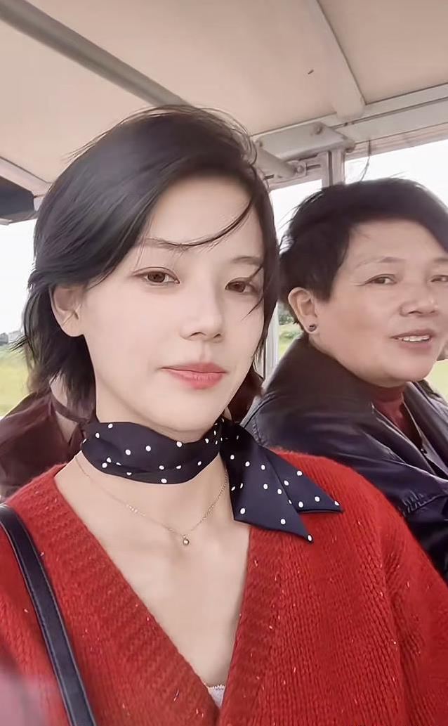 27岁森淼抗癌三年笑对人生,母亲含泪发文,却道出女儿最后心愿