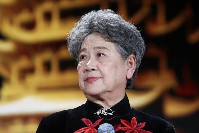 女儿早逝痛断肠，夫妻四癌斗不休，陶玉玲却活出精彩人生