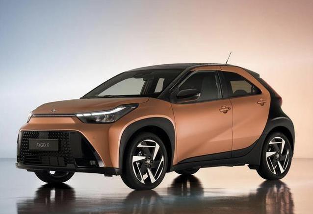 丰田新车Aygo X帅气登场，省油又好开，你会心动吗？