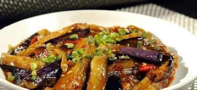 茄子这样做，5分钟出锅香喷喷，留皮营养翻倍你却不知道？