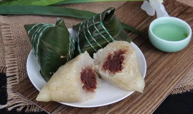 夏天贪嘴吃荔枝，脂肪肝悄悄加重，你还在犯这3个错？