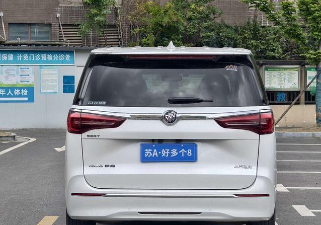 18.58万入手别克GL8，4年折价一半，值不值入手？