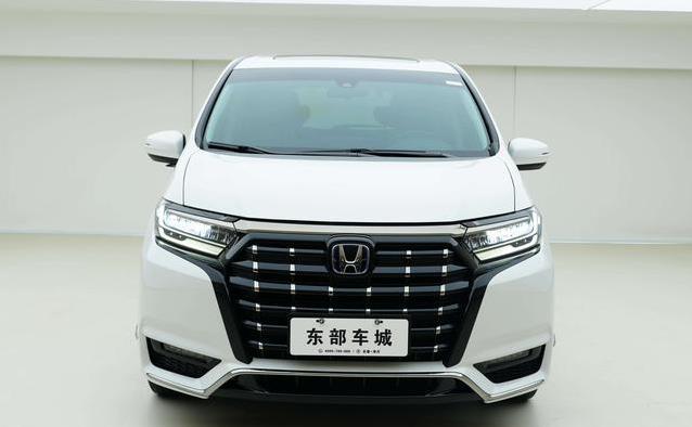21.88万入手艾力绅，1.4万公里省油神车，家用商务都顶尖？