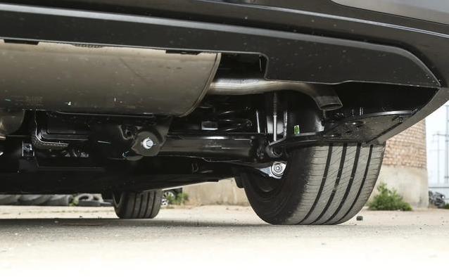 11万买中大型车，油耗仅0.9升，续航1530公里够硬核吗？