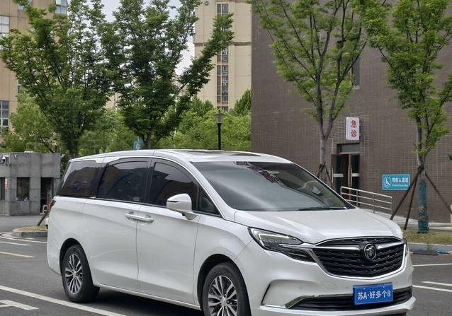 18.58万入手别克GL8，4年折价一半，值不值入手？