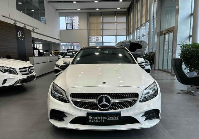 12.98万买奔驰C级，省油又豪华，值不值你来评？