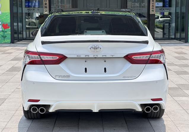 15万买凯美瑞锋尚版，2.7万公里一手车，值不值？