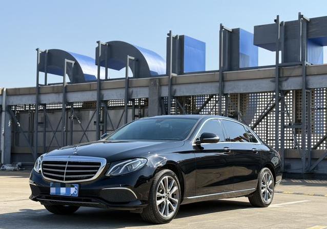 18万买奔驰E级真香？8.3万公里豪车，值不值入手？