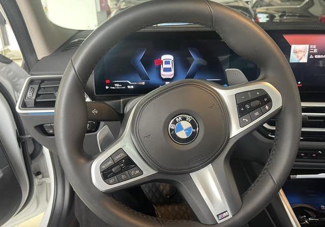 19万买宝马3系准新车，性能炸裂，值不值？