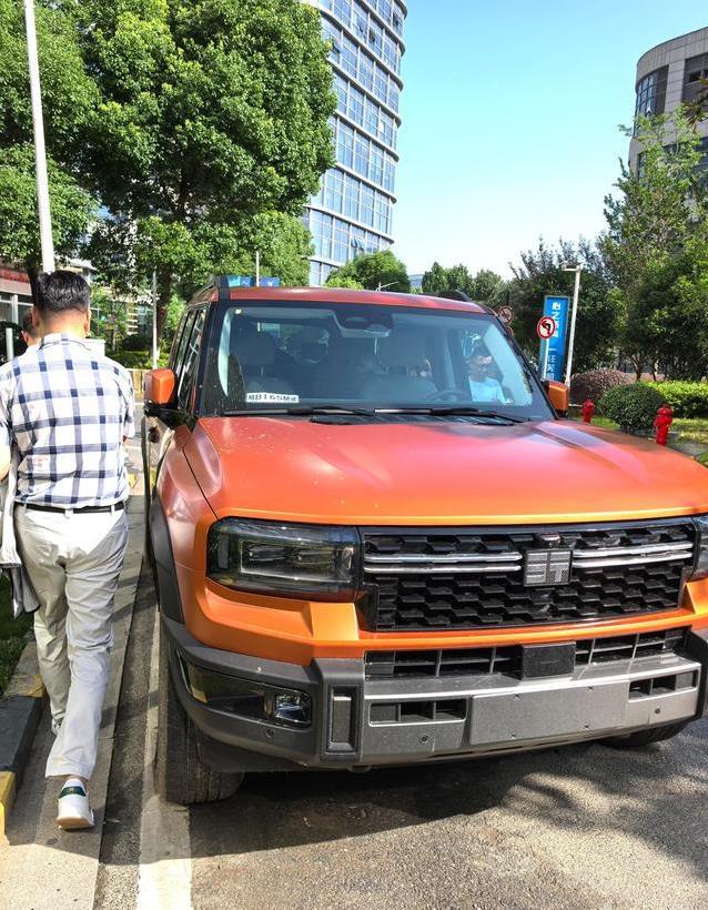 761匹硬派SUV震撼登场！捷途G700吊打豹8，华为加持够猛？
